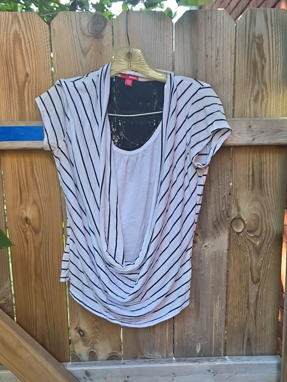BONGO White Top with Black Stripes and Draped Cowl